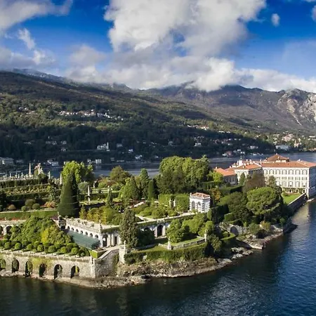 Isola Bella - Via Della Posta 아파트 *